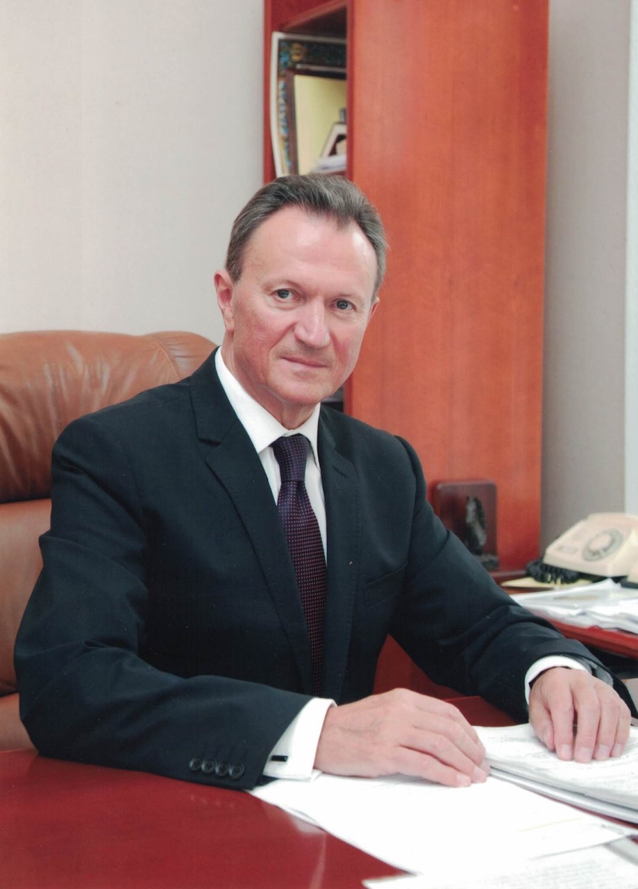 Валерий Запорожан: медреформа не делается из кабинета чиновника, который в поликлинике не был 20 лет